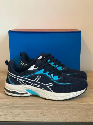 Zapatillas hombre. Número 45