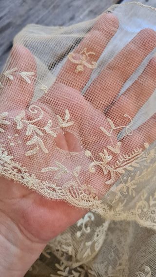 Pizzo antico 3,5 m provenienza nobile