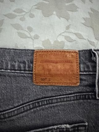 Pantalón vaquero gris Levi's