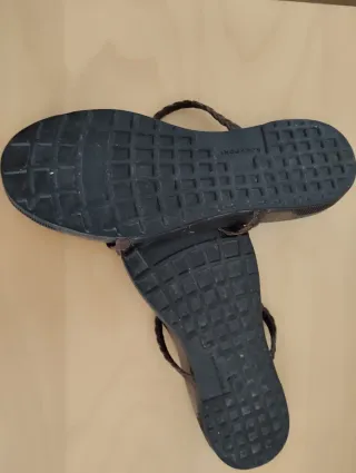 Sandalias piel estilo hippie.piel. nunca usadas