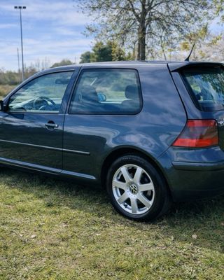 Volkswagen Golf 1.8T 180 GTI 2003 Etiqueta B