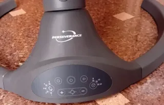 Mecedora para bebé gris