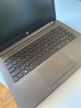 HP 240 G7 Portátil Negro/Gris