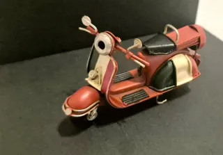 Modellino Vespa Metallo Artigianale
