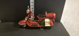 Modellino Vespa Metallo Artigianale