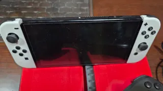 Nintendo Switch OLED Blanca y Negra