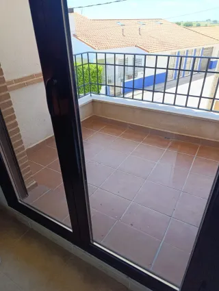 3hab con piscina y garaje