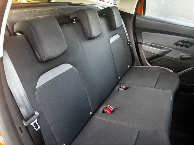 Dacia Duster 1.6 Essential 4x2 2018, foto 20