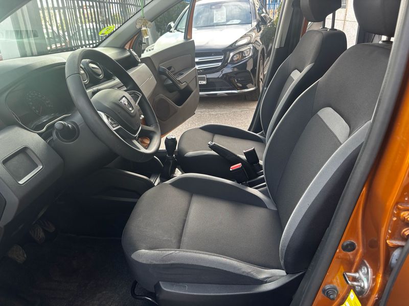Dacia Duster 1.6 Essential 4x2 2018, foto 27