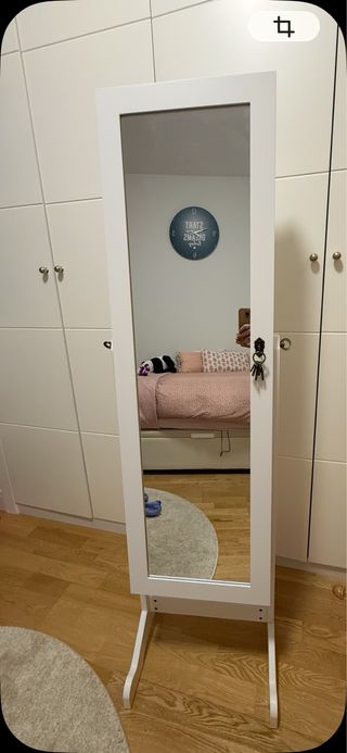 Specchio portagioie bianco da terra