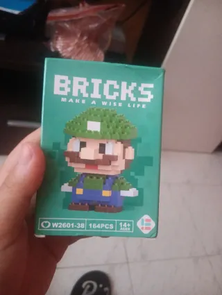 Lego Luigi 164 piezas