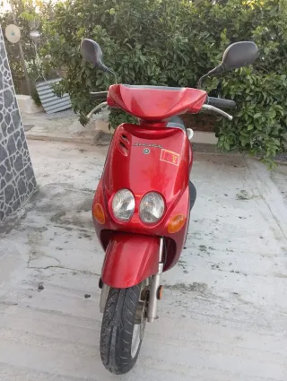 Yamaha Neos Roja