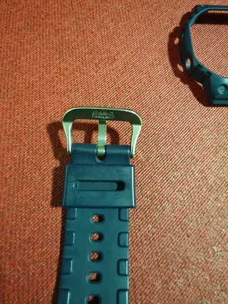 Correa y bisel Casio G-Shock DW-H5600 azul