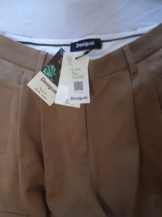 Pantalón Desigual Pinzas Kaki Vestir talla S