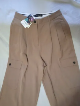 Pantalón Desigual Pinzas Kaki Vestir talla S