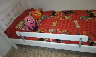 Cama Ikea KRITTER con somier y colchón
