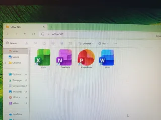 HP All-in-One 22"-16GB RAM- W11-PANTALLA TÁCTIL