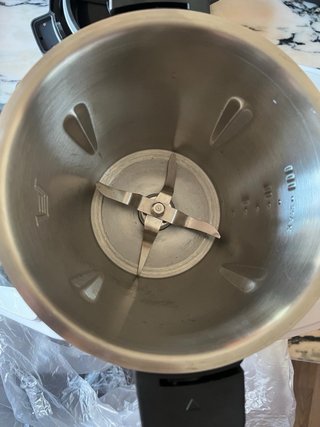 Monsieur Cuisine Connect (usado solo 2 veces)