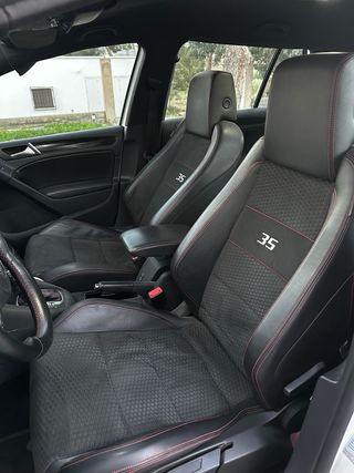 Volkswagen Golf GTI 35 aniversario