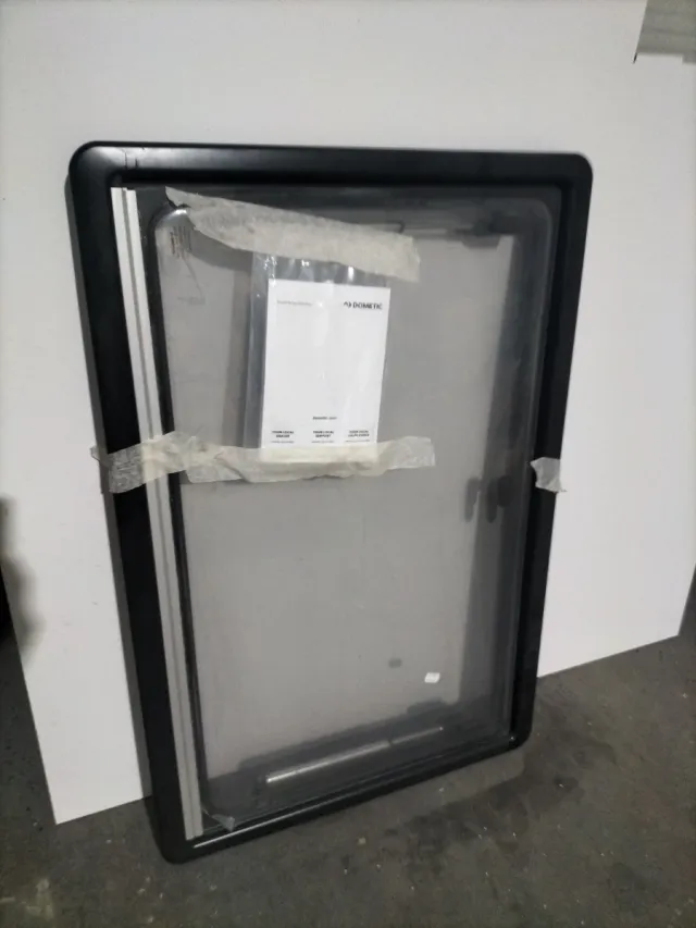 Ventana Dometic