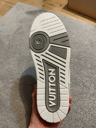 Louis Vuitton LV Skate Grigie