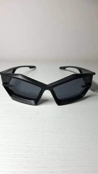 Occhiali veloci total black