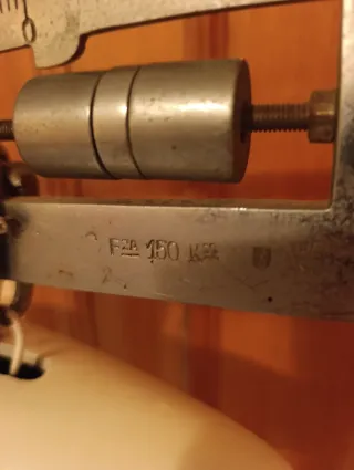 Báscula de boticario antigua