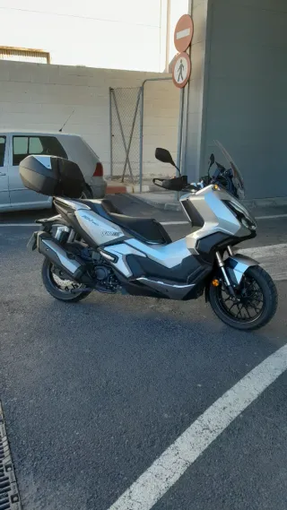 Honda ADV 350 carnet A2