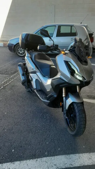 Honda ADV 350 carnet A2