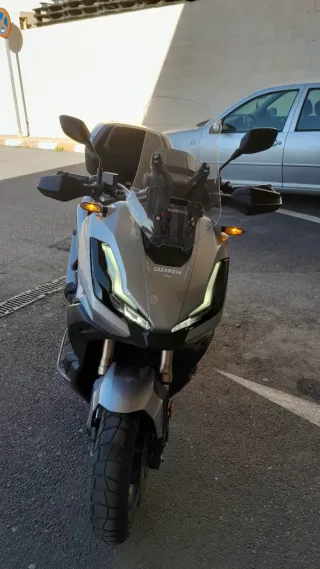 Honda ADV 350 carnet A2