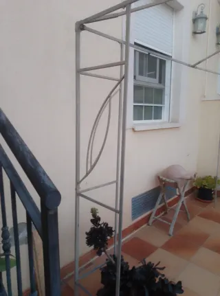 Cenador de jardín metálico le falta la tela 3 m.x3