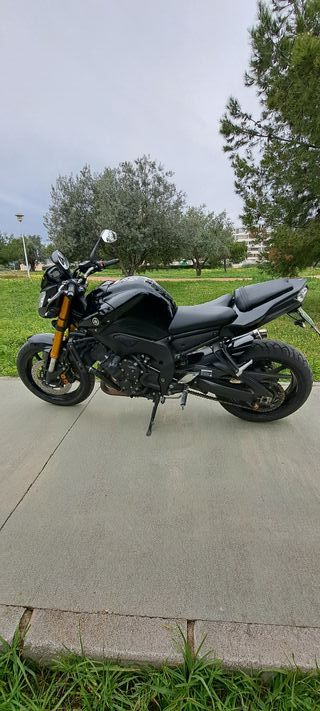Yamaha FZ8