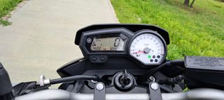 Yamaha FZ8