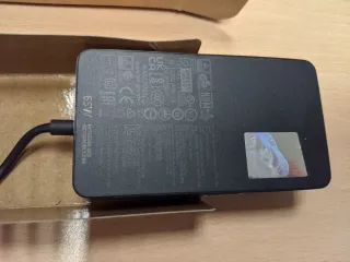 Cargador Surface 65W