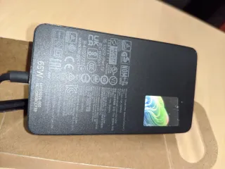 Cargador Surface 65W