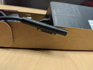 Cargador Surface 65W