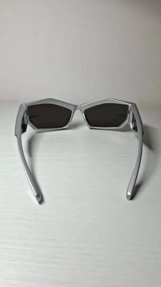 Occhiali veloci argento con lente specchiata