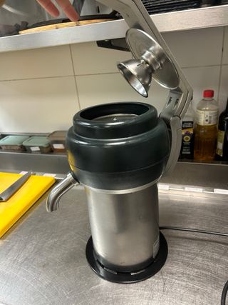 Exprimidor profesional de naranjas