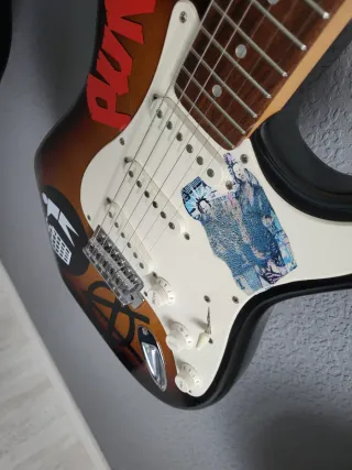 Guitarra Eléctrica Sonora