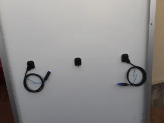 Paneles fotovoltaicos a estrenar