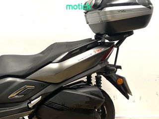 YAMAHA TRICITY 300