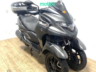 YAMAHA TRICITY 300