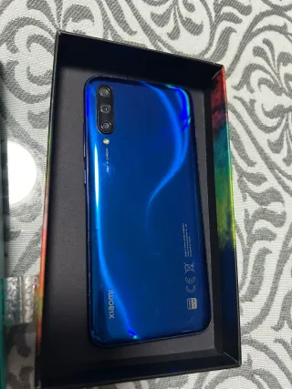 Teléfono Móvil Verde