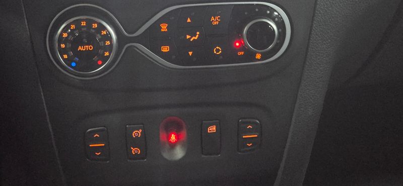 Dacia Sandero 2018, foto 13