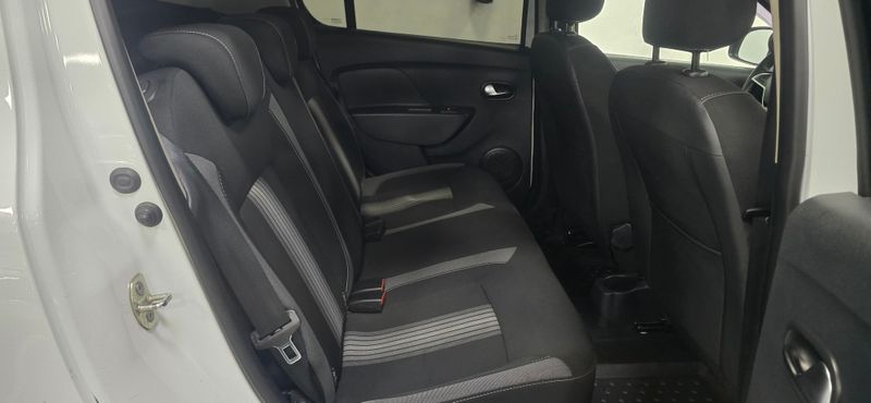 Dacia Sandero 2018, foto 16