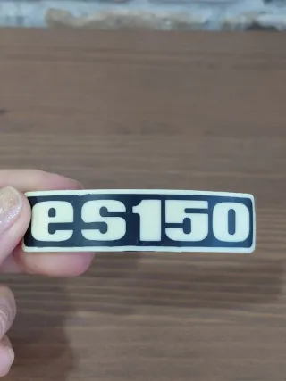 Emblema MZ ES150