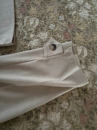 Conjunto COOSY pantalón y camisa beige