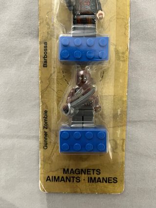 LEGO Piratas del Caribe Imanes Sellados