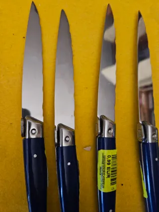 Coltelli da cucina blu