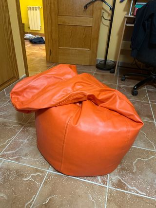 Puf Naranja Piel Sintética